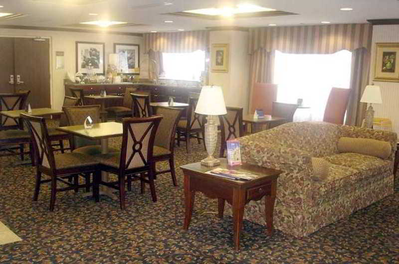 Hampton Inn Washington Restaurant photo
